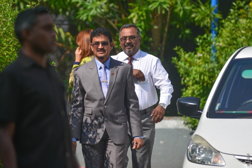 6 ފެބްރުއަރީ 2017: ރައްޔަތުން މަޖިލީސް މި އަހަރައް ހުޅުވުމަށް ބޭއްވި ފުރަތަމަ ޖަލްސާގައި ރައީސް ޔާމިން ރިޔާސީ ބަޔާން އިއްވާ ދަރުބާރަށް ދައުލަތުގެ އިސްވެރިންނާއި ވަޒީރުންނާއި މަޖިލިސް މެމްބަރުން ވަޑައިގަންނަވަނީ----ސަން ފޮޓޯ/ މުހައްމަދު އަފްރާހް