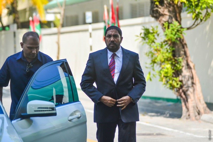 6 ފެބްރުއަރީ 2017: ރައްޔަތުން މަޖިލީސް މި އަހަރަށް ހުޅުވުމަށް ބޭއްވި ފުރަތަމަ ޖަލްސާގައި ރައީސް ޔާމިން ރިޔާސީ ބަޔާން އިއްވާ ދަރުބާރަށް ދައުލަތުގެ އިސްވެރިންނާއި ވަޒީރުންނާއި މަޖިލިސް މެމްބަރުން ވަޑައިގަންނަވަނީ----ސަން ފޮޓޯ/ މުހައްމަދު އަފްރާހް