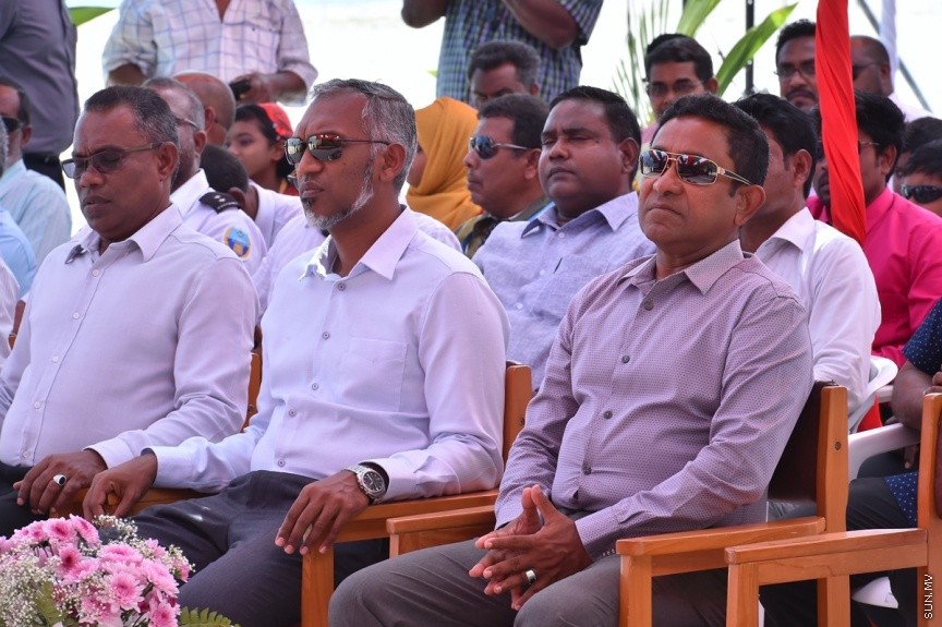  13 ފެބްރުއަރީ 2017: ކ. ތުލުސްދޫގެ ބިން ހިއްކުމުގެ މަޝްރޫޢު ނިންމުމުގެ ރަސްމިއްޔާތުގެ ތެެރެއިން--ފޮޓޯ/ ރައީސް އޮފީސް