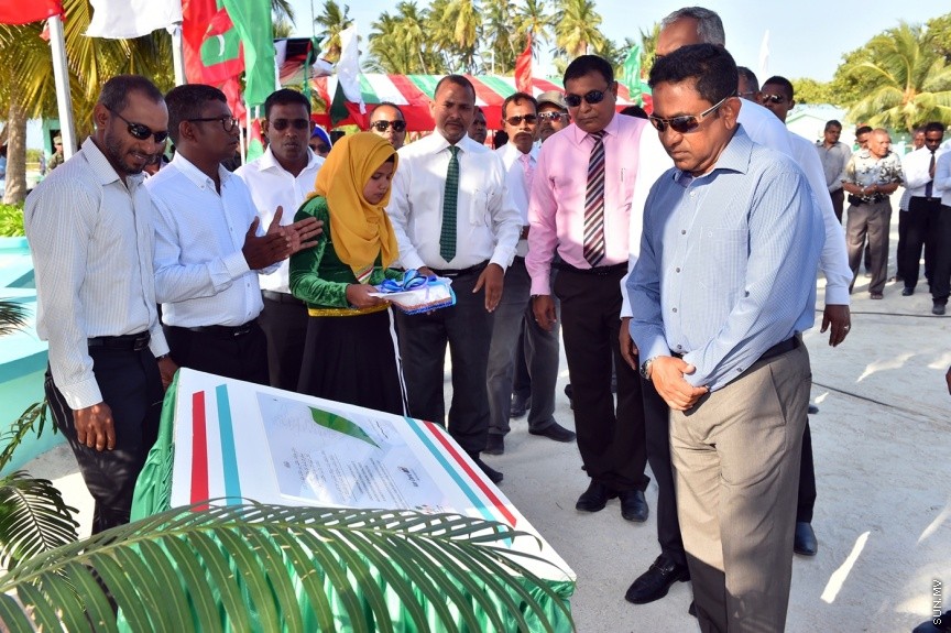 13 ފެބްރުއަރީ 2017: ހިންމަފުށީ ބިން ހިއްކުމުގެ މަޝްރޫޢުގެ ނިމުން ފާހަގަ ކުރުން--- ފޮޓޯ/ ރައީސް އޮފީސް