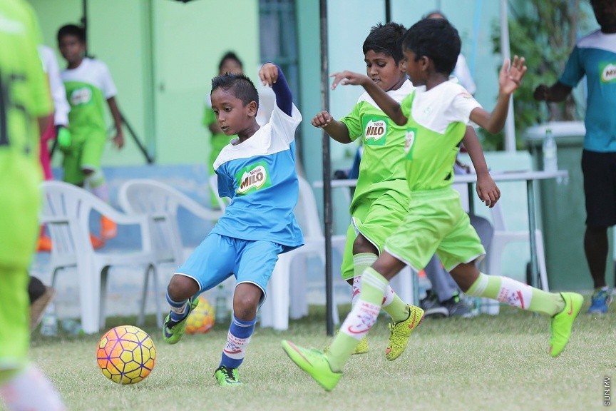 ފެބްރުއަރީ 17، 2017: ސޮކަ ވެޓަރަންސް އެސޯސިއޭޝަން އޮފް މޯލްޑިވްސް އިން އިންތިޒާމްކޮށްގެން ކުރިއަށް ގެންދާ މައިލޯ ކިޑްސް ފިއެސްޓާ ފުޓްބޯލް މުބާރާތުގެ ތެރެއިން -- ސަން ފޮޓޯ/ ފަޔާޒު މޫސާ