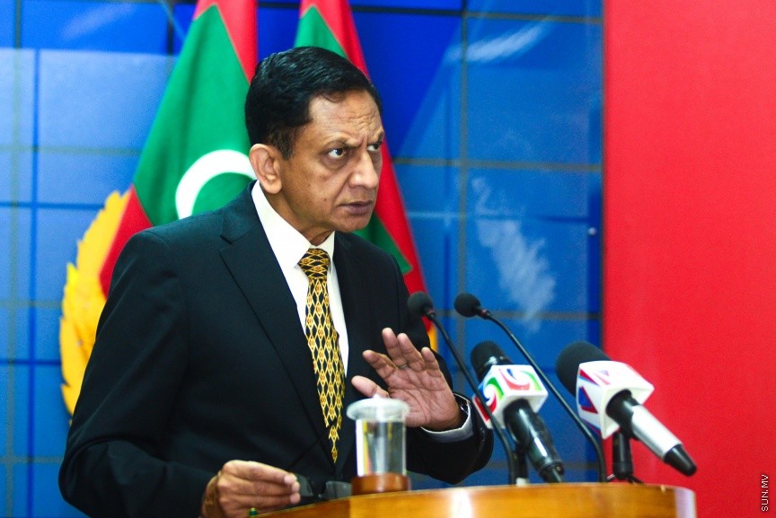 20 ފެބްރުއަރީ 2017:  މިނިވަން ވިޔަފާރީގެ އެއްބަސްވުންތަކާ ބެހޭ ގޮތުން ސަރުކާރުގެ އެކިއެކި މުއައްސަސާތަކާއި ކުންފުނިތަކަށް މައުލޫމާތު ދިނުމަށް ވޯލްޑް ޓްރޭޑް އޯގަނައިޒޭޝަން (ޑަބްލިއުޓީއޯ)އާ އެކު މިއަދު ކަސްޓަމްސް ބިލްޑިންގުގައި ފެށި ދެ ދުވަހުގެ ވޯކްޝޮޕް ފެއްޓުމުގެގޮތުން  ބޭއްވި ރަސްމިއްޔާތުގެ  ތެރެއިން---ސަން ފޮޓޯ: މުހައްމަދު އަފްރާހް