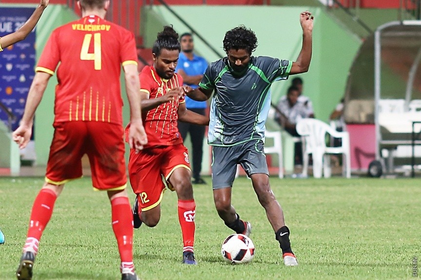 25 ފެބްރުއަރީ 2017: މާލޭ ލީގުގައި ވިކްޓަރީ އާއި ގުރީން ސްޓްރީޓް ބައްދަލުކުރި މެޗުގެ ތެރެއިން:  1-0 ގެ ނަތީޖާއަކުން އެ މެޗު ކާމިޔާބް ކުރީ  ގްރީން ސްޓްރީޓް---ސަން ފޮޓޯ/ ފަޔާޒު މޫސާ