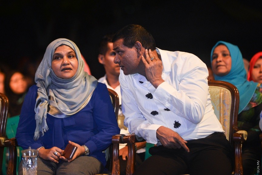 27 ފެބްރުއަރީ 2017: ހީވާގި ކަނބަލުން އެކްސްޕޯގެ ތެރެއިން މިރޭ ކުރިޔަށްދިއަ މިއުޒިކް ޝޯ---ސަން ފޮޓޯ/ މުހައްމަދު އަފްރާހް
