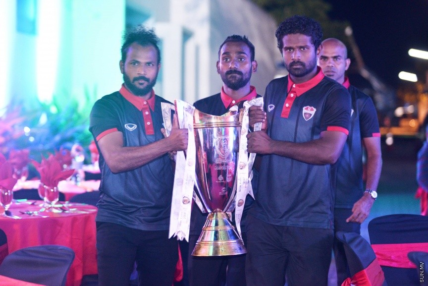 މާޗް 7، 2017: ޝެއިޚް ކަމާލް އިންޓަނޭޝަނަލް ކްލަބު ކަޕް ޓީސީއިން ކާމިޔާބު ކުރުމާ ގުޅިގެން އެފްއޭމް ކުރިމަތީގައި އެ އިދާރާއިން އިންތިޒާމް ކޮށްގެން ބޭއްވި ހާއްސަ ހަފްލާގެ ތެރެއިން  -- ސަން ފޮޓޯ/ ފަޔާޒު މޫސާ