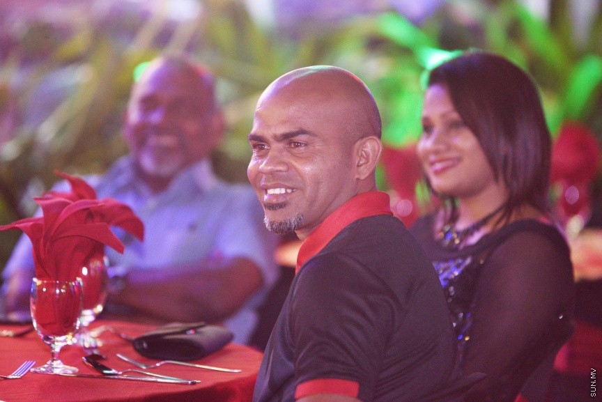 މާޗް 7، 2017: ޝެއިޚް ކަމާލް އިންޓަނޭޝަނަލް ކްލަބު ކަޕް ޓީސީއިން ކާމިޔާބު ކުރުމާ ގުޅިގެން އެފްއޭމް ކުރިމަތީގައި އެ އިދާރާއިން އިންތިޒާމް ކޮށްގެން ބޭއްވި ހާއްސަ ހަފްލާގެ ތެރެއިން  -- ސަން ފޮޓޯ/ ފަޔާޒު މޫސާ