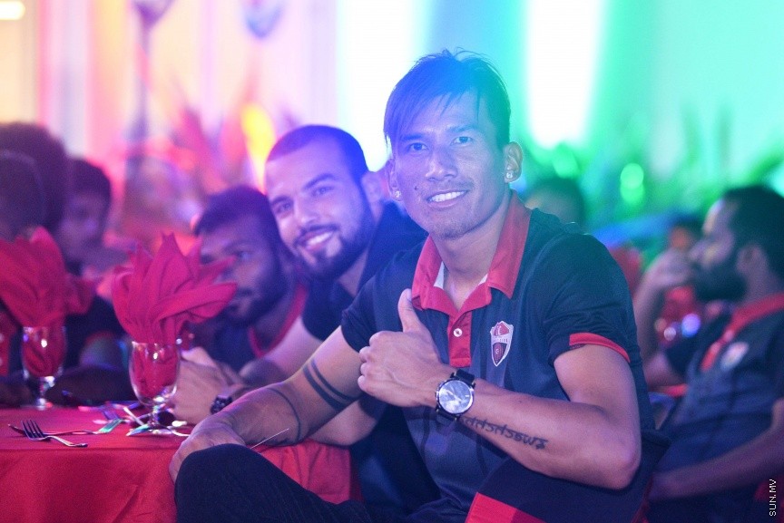 މާޗް 7، 2017: ޝެއިޚް ކަމާލް އިންޓަނޭޝަނަލް ކްލަބު ކަޕް ޓީސީއިން ކާމިޔާބު ކުރުމާ ގުޅިގެން އެފްއޭމް ކުރިމަތީގައި އެ އިދާރާއިން އިންތިޒާމް ކޮށްގެން ބޭއްވި ހާއްސަ ހަފްލާގެ ތެރެއިން  -- ސަން ފޮޓޯ/ ފަޔާޒު މޫސާ