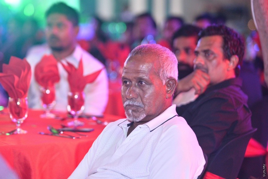 މާޗް 7، 2017: ޝެއިޚް ކަމާލް އިންޓަނޭޝަނަލް ކްލަބު ކަޕް ޓީސީއިން ކާމިޔާބު ކުރުމާ ގުޅިގެން އެފްއޭމް ކުރިމަތީގައި އެ އިދާރާއިން އިންތިޒާމް ކޮށްގެން ބޭއްވި ހާއްސަ ހަފްލާގެ ތެރެއިން  -- ސަން ފޮޓޯ/ ފަޔާޒު މޫސާ
