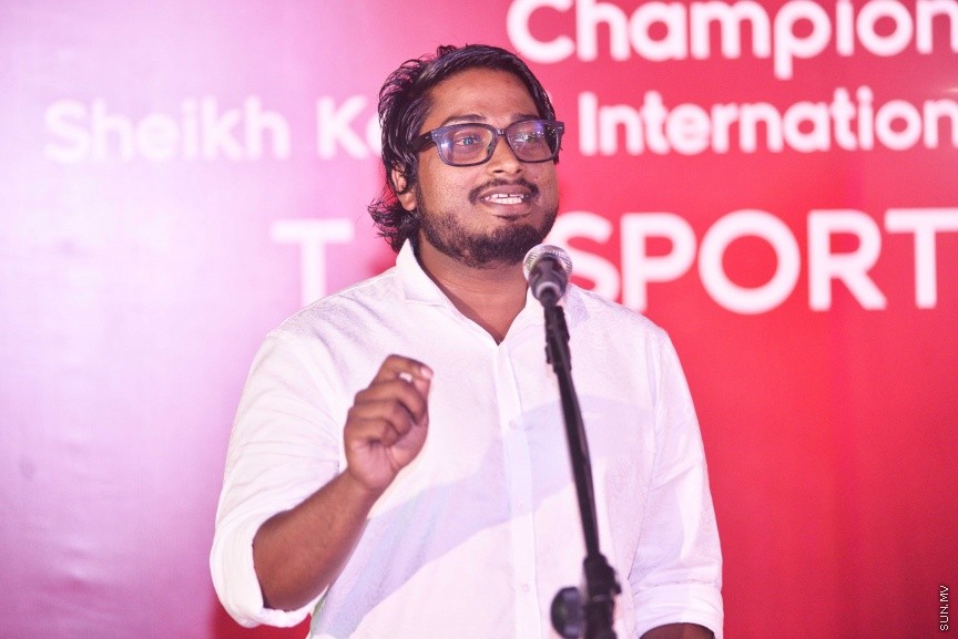 މާޗް 7، 2017: ޝެއިޚް ކަމާލް އިންޓަނޭޝަނަލް ކްލަބު ކަޕް ޓީސީއިން ކާމިޔާބު ކުރުމާ ގުޅިގެން އެފްއޭމް ކުރިމަތީގައި އެ އިދާރާއިން އިންތިޒާމް ކޮށްގެން ބޭއްވި ހާއްސަ ހަފްލާގެ ތެރެއިން  -- ސަން ފޮޓޯ/ ފަޔާޒު މޫސާ
