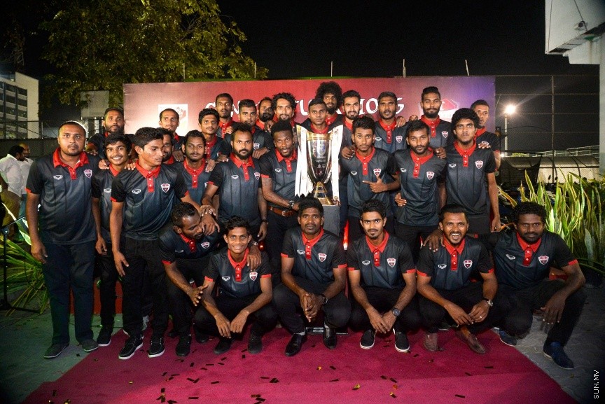 މާޗް 7، 2017: ޝެއިޚް ކަމާލް އިންޓަނޭޝަނަލް ކްލަބު ކަޕް ޓީސީއިން ކާމިޔާބު ކުރުމާ ގުޅިގެން އެފްއޭމް ކުރިމަތީގައި އެ އިދާރާއިން އިންތިޒާމް ކޮށްގެން ބޭއްވި ހާއްސަ ހަފްލާގެ ތެރެއިން  -- ސަން ފޮޓޯ/ ފަޔާޒު މޫސާ