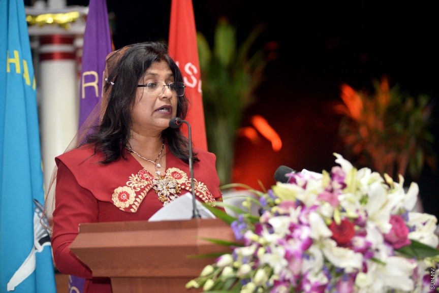 މާޗް 8، 2017: އަމީނިއްޔާ ސްކޫލުގެ އެކި މަގާމްތަކަށް ހޮވުނު ދަރިވަރުންނަށް މަގާމު ހަވާލުކުރުމާއި މުހައްމަދު އަމީން ދީދީ އެވޯޑް ހަވާލުކުރުމަށް ބޭއްވި ރަސްމިއްޔާތުގެ ތެރެއިން -- ސަން ފޮޓޯ/ ފަޔާޒު މޫސާ