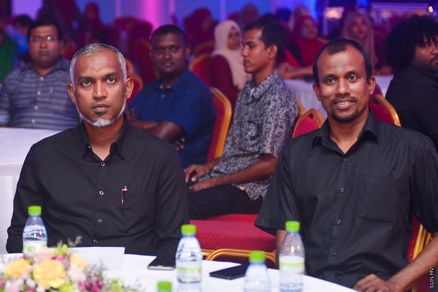 10 މާޗް 2017: ހައުސިން މިނިސްޓަރީގެ ސްޓާފް ނައިޓްގެތެރެއިން--- ސަން ފޮޓޯ/ މުހައްމަދު އަފްރާހް