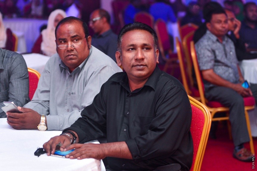 10 މާޗް 2017: ހައުސިން މިނިސްޓަރީގެ ސްޓާފް ނައިޓްގެތެރެއިން--- ސަން ފޮޓޯ/ މުހައްމަދު އަފްރާހް