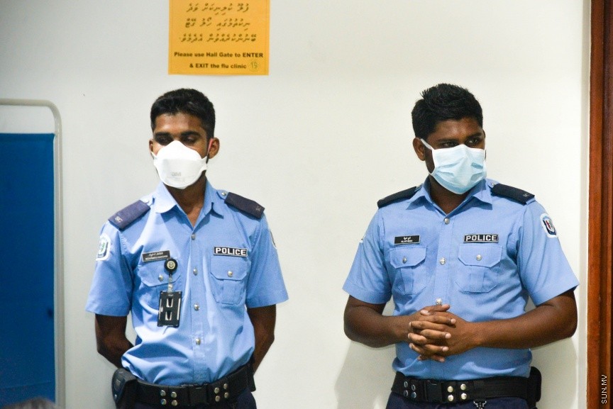 14 މާޗް 2017: ތާޖުއްދީން ސްކޫލުގައި ގާއިމުކޮށްފައިވާ ފްލޫ ކްލިނިކު ތެރެއިން---ސަން ފޮޓޯ/ މުހައްމަދު އަފްރާހް