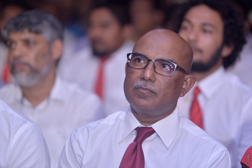 މާޗް 19، 2017: ލޯކަލް ކައުންސިލް އިންތިހާބުގައި ޖުމްހޫރީ ޕާޓީގެ ފަރާތުން ވާދަކުރާ  މެމްބަރުންނަށް ޓިކެޓް ހަވާލުކުރުމަށް ކުނޫޒް ގައި ބޭއްވި ޖަލްސާގެ ތެރެއިން -- ސަން ފޮޓޯ/ ފަޔާޒު މޫސާ