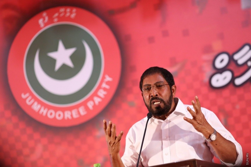 23 މާޗް 2017: ޖުމްހޫރީ ޕާޓީ އިން މިރޭ މ.ކުނޫޒުގައި ބޭއްވި ޖަލްސާގެ ތެރެއިން: މި ޖަލްސާގައި ޖުމްހޫރީޕާޓީ އާއި ސަރުކާރާ އިދިކޮޅު ގިނަ ބަޔަކު ވަނީ ބައިވެރިވެފަ---ސަން ފޮޓޯ/ ފަޔާޒު މޫސަ