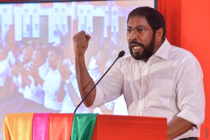 24 މާޗް 2017: ސަރުކާރާ އިދިކޮޅު ޕާޓީތައް ގުޅިގެން ޖޭޕީގެ މައި ޖަގަހަ، މ. ކުނޫޒު ގައި ބޭއްވި ޖަލްސާގެ ތެރެއިން---ސަން ފޮޓޯ/ މުހައްމަދު އަފްރާހް 