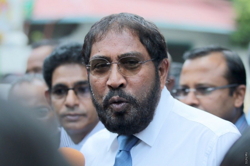 އޭޕްރީލް 12، 2017: ޖުމްހޫރީ ޕާޓީގެ ލީޑަރު   ގާސިމް އިބްރާހިމް ބަންދުގައި ބަހައްޓަން ކްރިމިނަލް ކޯޓުން ކުރި އަމުރު، އިސްތިއުނާފް ކުރުމަށް ހައި ކޯޓުގައި ބޭއްވި ސަރިއަތަށް ގާސިމް ހާޒިރުކުރުން: ހައި ކޯޓުން ވަނީ ގާސިމް ދޫ ކޮއްލުމަށް އަމުރު ކޮއްފައި -- ސަން ފޮޓޯ/ ފަޔާޒު މޫސާ