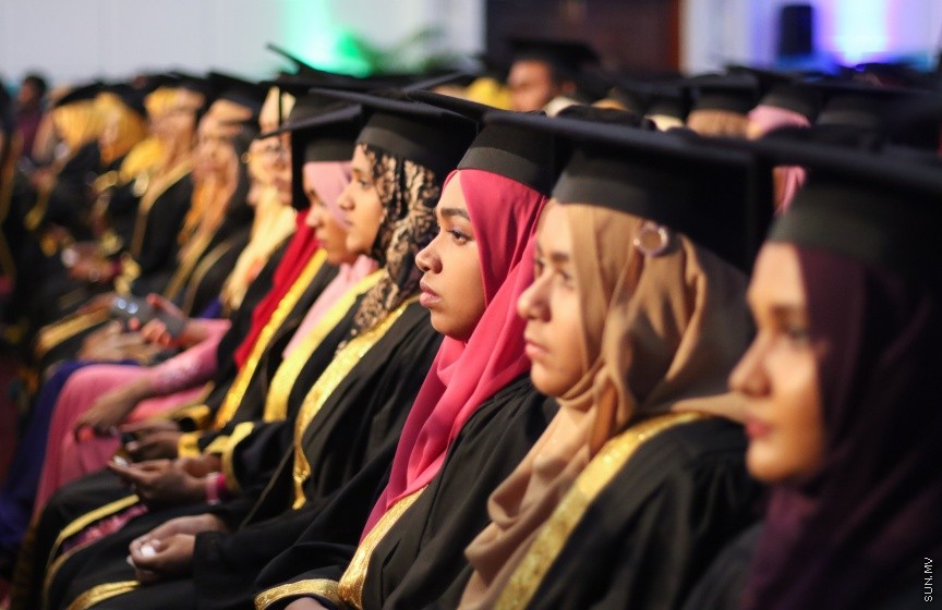 16 އޭޕްރީލް 2017: ގައުމީ ޔުނިވާސިޓީގެ ދަސްވެނިވުމުގެ ރަސްމިއްޔާތުގެ ތެރެއިން --- ސަން ފޮޓޯ/ އިހްތިޝާމް މުހައްމަދު