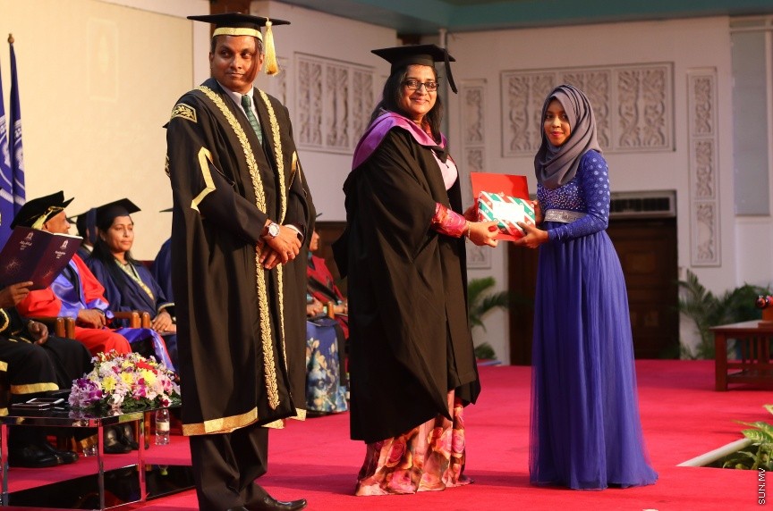 16 އޭޕްރީލް 2017: ގައުމީ ޔުނިވާސިޓީގެ ދަސްވެނިވުމުގެ ރަސްމިއްޔާތުގެ ތެރެއިން --- ސަން ފޮޓޯ/ އިހްތިޝާމް މުހައްމަދު