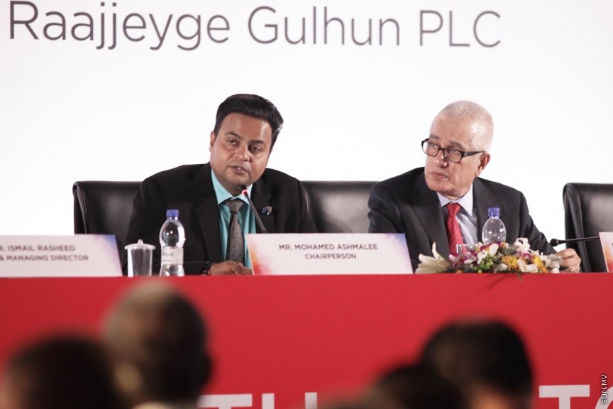 އޭޕްރީލް 20، 2017: ދިރާގުގެ 28 ވަނަ އަހަރީ އާންމު ޖަލްސާގެ ތެރެއިން: ހިއްސާއަކަށް 8.45 ރުފިޔާ ބެހުމަށް އެކުންފުނީގެ އަހަރީ އާންމު ޖަލްސާގައި ވަނީ ފާސްކޮށްފައި -- ސަން ފޮޓޯ/ ފަޔާޒު މޫސާ