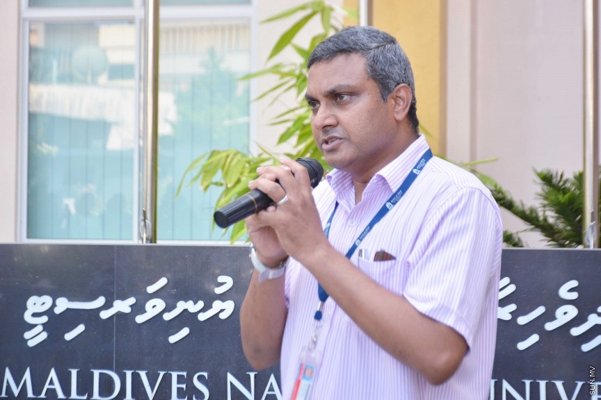 އޭޕްރީލް 21، 2017: ގައުމީ ޔުނިވާސިޓީ އިން ފެށި "ފަހި ދުވަސް"ގެ ތެރެއިން --- ސަން ފޮޓޯ/ ފަޔާޒު މޫސާ