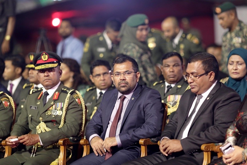 އޭޕްރީލް 23، 2017: ސިފައިންގެ 125ވަނަ އަހަރީ ދުވަސް ފާހަގަ ކުރުމަށް ބޭއްވި ޖަލްސާގެ ތެރެއިން -- ސަން ފޮޓޯ/ ފަޔާޒު މޫސާއޭޕްރީލް 23، 2017: ސިފައިންގެ 125ވަނަ އަހަރީ ދުވަސް ފާހަގަ ކުރުމަށް ބޭއްވި ޖަލްސާގެ ތެރެއިން -- ސަން ފޮޓޯ/ ފަޔާޒު މޫސާ