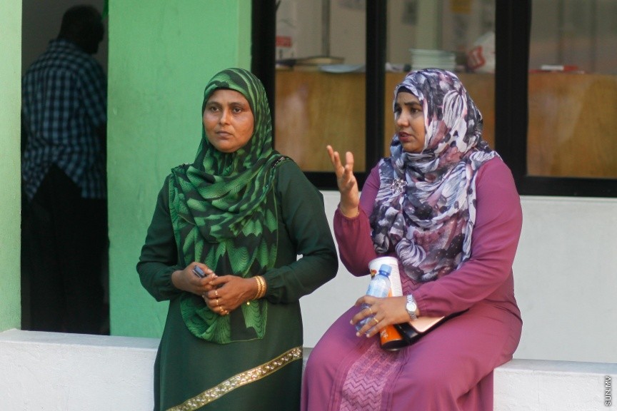 މޭ 6، 2017: ކުރިއަށް އޮތް ތިން އަހަރު ދުވަހަށް އިންތިޚާބުކުރާ، ލޯކަލް ކައުންސިލްތަކުގެ އިންތިހާބުގެ ވޯޓްލުމުގެ ތެރެއިން -- ސަން ފޮޓޯ/ މުހައްމަދު އަފްރާހް