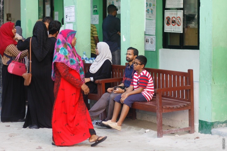 މޭ 6، 2017: ކުރިއަށް އޮތް ތިން އަހަރު ދުވަހަށް އިންތިޚާބުކުރާ، ލޯކަލް ކައުންސިލްތަކުގެ އިންތިހާބުގެ ވޯޓްލުމުގެ ތެރެއިން -- ސަން ފޮޓޯ/ މުހައްމަދު އަފްރާހް