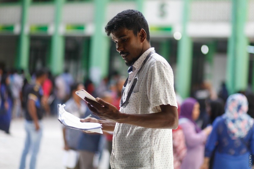 މޭ 6، 2017: ކުރިއަށް އޮތް ތިން އަހަރު ދުވަހަށް އިންތިޚާބުކުރާ، ލޯކަލް ކައުންސިލްތަކުގެ އިންތިހާބުގެ ވޯޓްލުމުގެ ތެރެއިން -- ސަން ފޮޓޯ/ މުހައްމަދު އަފްރާހް