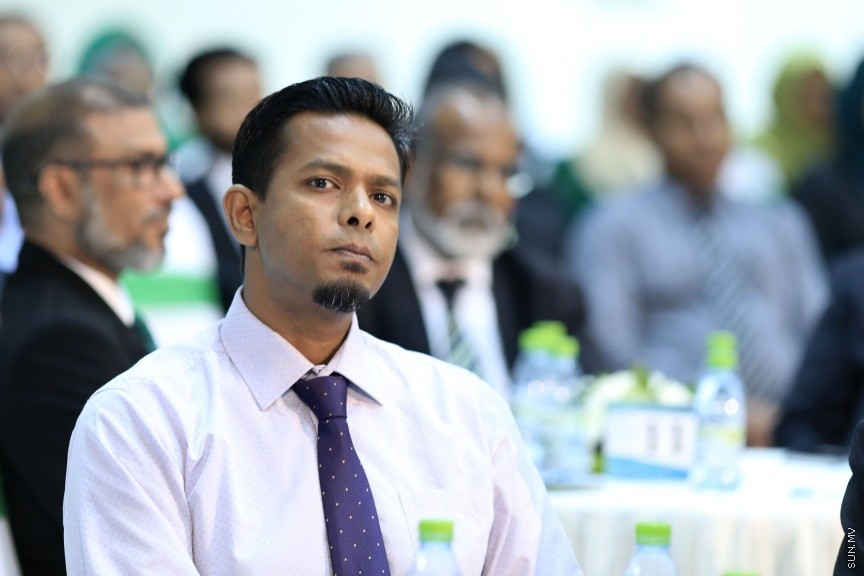 މޭ 10، 2017: އޭސީސީގެ ގައުމީ މަހާސިންތާ އިފްތިތާހު ކުރުމަށް އިސްލާމިކް ޔުނިވާސިޓީގައި ބޭއްވި ހަފްލާގެ ތެރެއިން -- ސަން ފޮޓޯ/ ފަޔާޒު މޫސާ