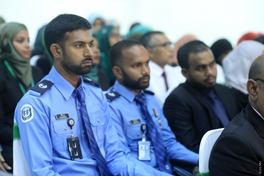 މޭ 10، 2017: އޭސީސީގެ ގައުމީ މަހާސިންތާ އިފްތިތާހު ކުރުމަށް އިސްލާމިކް ޔުނިވާސިޓީގައި ބޭއްވި ހަފްލާގެ ތެރެއިން -- ސަން ފޮޓޯ/ ފަޔާޒު މޫސާ