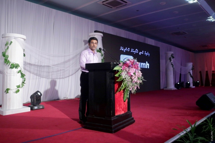މޭ 13، 2017: ބައިނަލްއަގުވާމީ ނަރުހުންގެ ދުވަހުގެ މުނާސަބަތުގައި  ދަރުބާރުގޭގައި ބޭއްވި ޖަލްސާގެ ތެރެއިން -- ސަން ފޮޓޯ/ ފަޔާޒު މޫސާ