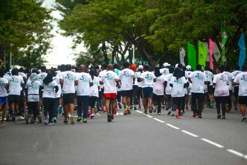 20 މެއި 2017: މައިލޯ 5K ޓީމް ރަން ގެ ތެރެއިން---ސަން ފޮޓޯ/ މުހައްމަދު އަފްރާހް