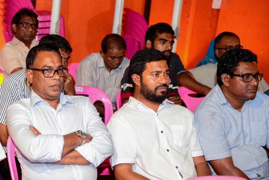 24 މެއި 2017: ސަރުކާރު ކޯލިޝަނުން އެމްޑީއޭގެ ޖަގަހާގައި މިރޭ ބޭއްވި ޖަލްސާގެތެރެއިން---ސަން ފޮޓޯ/ މުހައްމަދު އަފްރާހް 