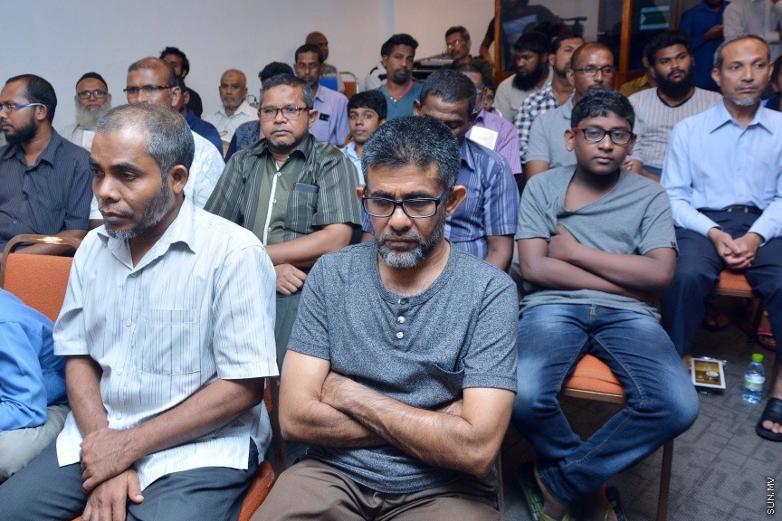 މޭ 28، 2017: ރަމަޟާން މަހުގެ ރޭތަށް އިޙްޔާ ކުރުމުގެ ގޮތުން އިސްލާމިކް މިނިސްޓްރީން ބޭއްވި ފުރަތަމަ ޖަލްސާގެ ތެރެއިން -- ސަން ފޮޓޯ/ ފަޔާޒު މޫސާ
