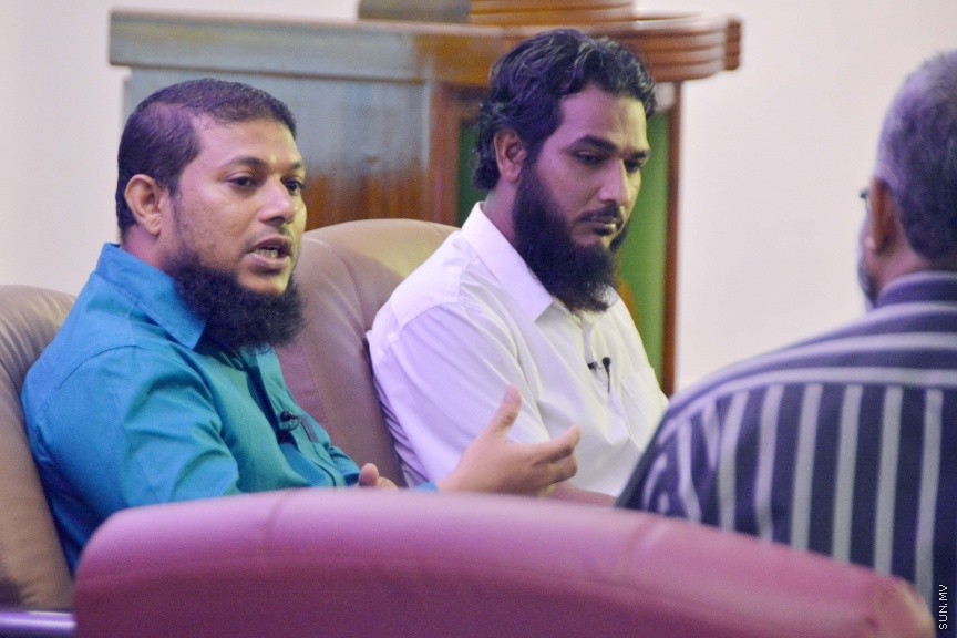 މޭ 28، 2017: ރަމަޟާން މަހުގެ ރޭތަށް އިޙްޔާ ކުރުމުގެ ގޮތުން އިސްލާމިކް މިނިސްޓްރީން ބޭއްވި ފުރަތަމަ ޖަލްސާގެ ތެރެއިން -- ސަން ފޮޓޯ/ ފަޔާޒު މޫސާ
