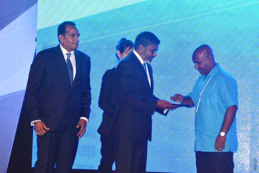 މޭ 30، 2017: އެސްޓީއޯގެ 2016ވަނަ އަހަރުގެ އަހަރީ އާންމު ޖަލްސާގެ ތެރެއިން -- ސަން ފޮޓޯ/ ފަޔާޒު މޫސާ