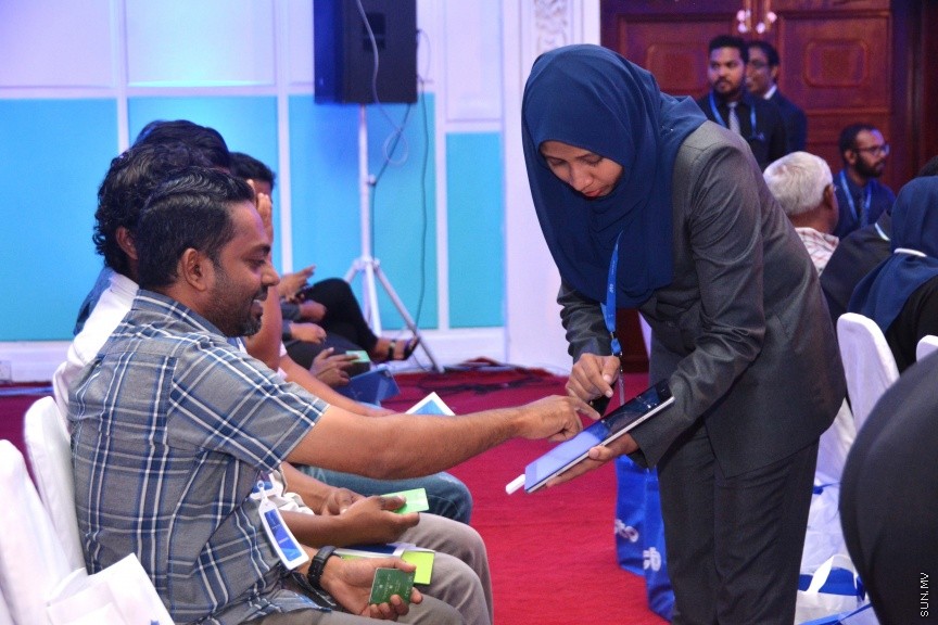 މޭ 30، 2017: އެސްޓީއޯގެ 2016ވަނަ އަހަރުގެ އަހަރީ އާންމު ޖަލްސާގެ ތެރެއިން -- ސަން ފޮޓޯ/ ފަޔާޒު މޫސާ