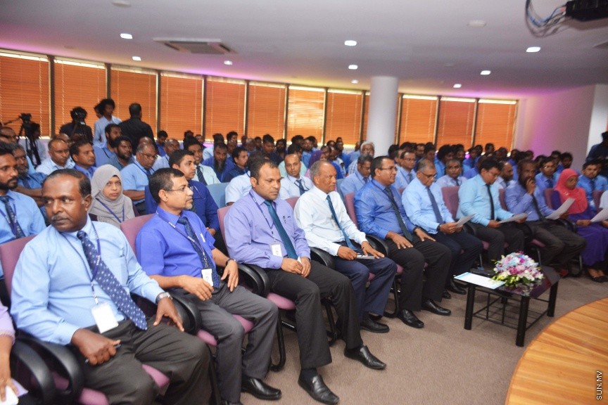 ސްޓެލްކޯ އަށް 20އަހަރު ފުރުމާއި އަދި ކަރަންޓު ދެމުން އަންނަތާ 67އަހަރު ފުރުން ފާހަގަކުރުމުގެ ގޮތުން ބޭއްވި ޖަލްސާގެ ތެރެއިން -- ސަން ފޮޓޯ/ ފަޔާޒު މޫސާ