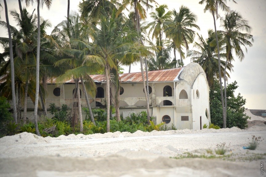ޖުލައި 16، 217: ހުޅުމާލޭގައި ހިންގާ ތަރައްގީގެ މަޝްރޫއުތައް ނޫސްވެރިންނަށް ދައްކާލުން -- ސަން ފޮޓޯ/ ފަޔާޒު މޫސާ