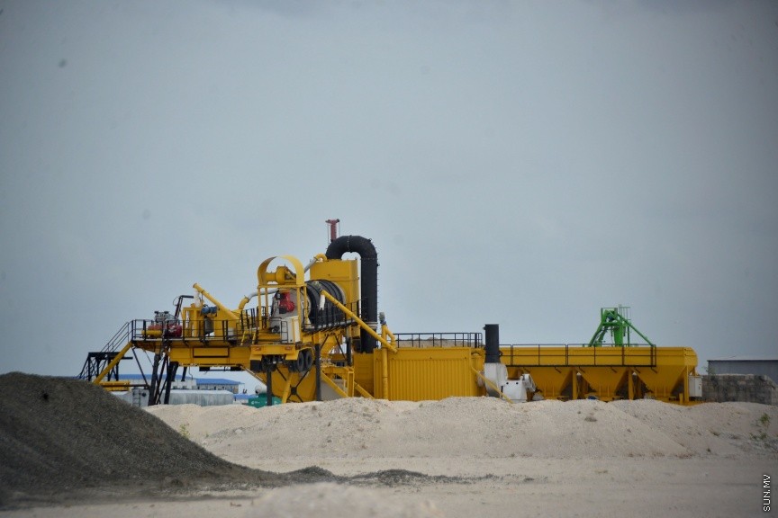 ޖުލައި 16، 217: ހުޅުމާލޭގައި ހިންގާ ތަރައްގީގެ މަޝްރޫއުތައް ނޫސްވެރިންނަށް ދައްކާލުން -- ސަން ފޮޓޯ/ ފަޔާޒު މޫސާ