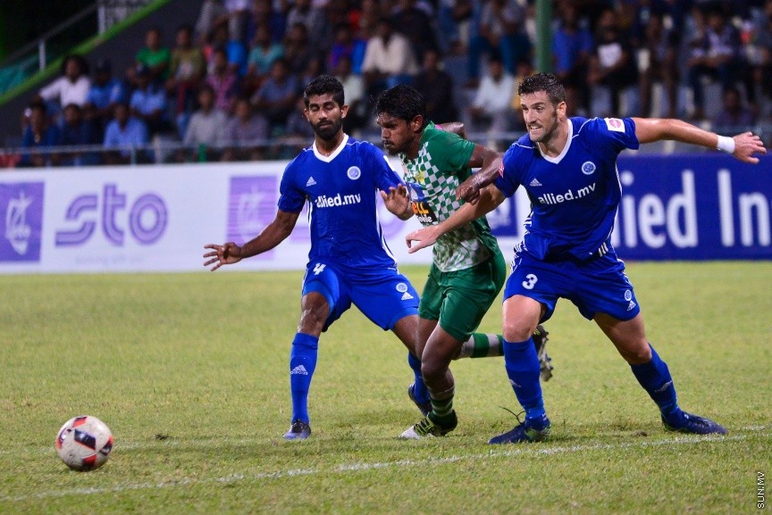 މާލޭ ލީގުގެ ދެވަނަ ބުރުގައި ނިއުއާއި މާޒިޔާ ބައްދަލުކުރާ މެޗުގެ ތެރެއިން:  ވާދަވެރި ނިއުރޭޑިއަންޓް ސްޕޯޓްސް ކްލަބާ އެއްވަރުކޮށް، ލަނޑުގެ ތަފާތުން މާޒިޔާއިން ލީގު ކާމިޔާބުކޮށްފި---ސަން ފޮޓޯ/ މުހައްމަދު އަފްރާޙް 
