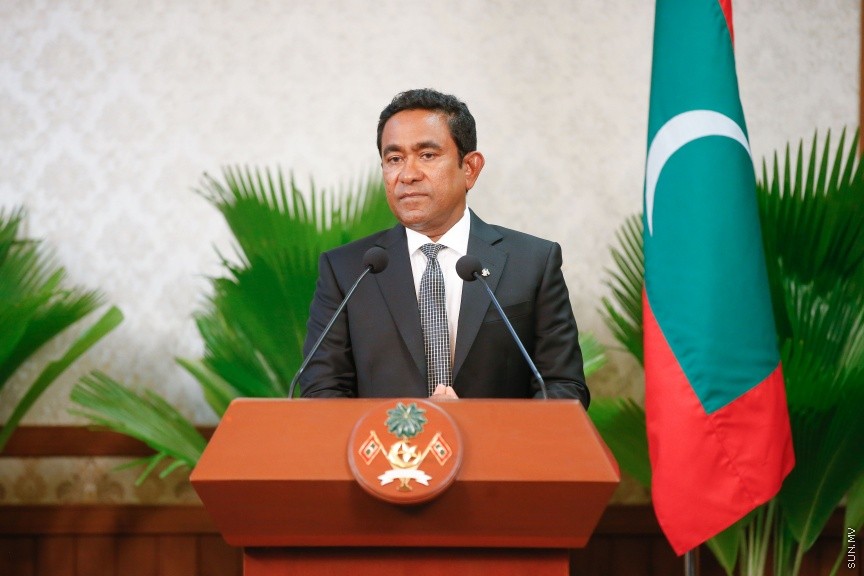 ޖުލައި 25، 2017: ޕާކިސްތާނުގެ ބޮޑުވަޒީރު މުހައްމަދު ނަވާޒު ޝަރީފު  ރައީސުލްޖުމްހޫރިއްޔާގެ އޮފީހަށް ޒިޔާރަތްކުރެއްވުމާއި ދެ ސަރުކާރު ދެމެދު ބޭއްވުނު ރަސްމީ ބައްދަލުވުންތައް -- ސަން ފޮޓޯ/ ފަޔާޒު މޫސާ