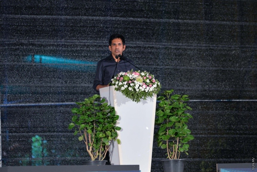 ހުޅުމާލޭޭގައި އިމާރާތް ކުރި ތިން ބުރީގެ އިޖުތިމާއީ މަރުކަޒު "ފަހިވެނި" ހުޅުވުމުގެ ގޮތުން ބޭއްވި ރަސްމިއްޔާތުގެ ތެރެއިން----ސަން ފޮޓޯ/ މުހައްމަދު އަފްރާހް 