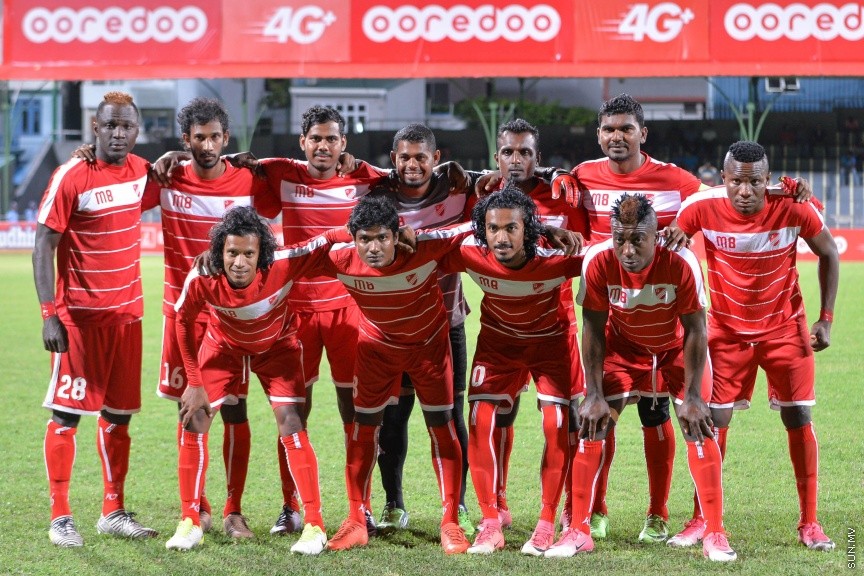 ދިވެހި ޕްރިމިއާ ލީގުގައި މާޒިޔާއާއި ދ. ކުޑަހުވަދޫ ބައްދަލުކުރި މެޗުގެ ތެރެއިން: އެ މެޗުން މާޒިޔާ މޮޅުވީ 4-0 ލަނޑުގެ ނަތީޖާއަކުން --- ސަން ފޮޓޯ/ މުހައްމަދު އަފްރާހް