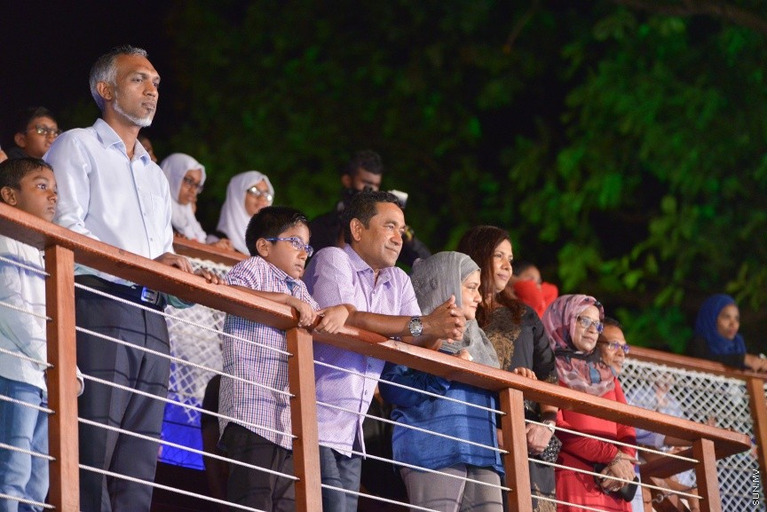 އޯގަސްޓް 21، 2017: ސަލްޓަން ޕާކު ތަރައްގީ ކުރުމަށްފަހު "ރަސް ރަނި"ގެ ނަމުގައި އަލުން ހުޅުވުމަށް ބޭއްވި ރަސްމިއްޔާތުގެ ތެރެއިން -- ސަން ފޮޓޯ/ ފަޔާޒު މޫސާ