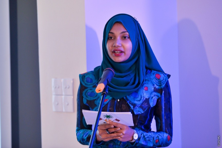 މުޅި ރާއްޖޭގެ ފެނާއި ނަރުދަމާގެ ގައުމީ ސިޔާސަތު ރަސްމީކޮށް އިފްތިތާހުކުރުން: ޗަންޕާ ސެންޓްރަލް ހޮޓަލްގައި މިއަދު ބޭއްވި ރަސްމިއްޔާތުގައި އެ ސިޔާސަތު އިފްތިތާހު ކޮށްދެއްވީ އެންވަޔަރަމަންޓް އެންޑް އެނާޖީ މިނިސްޓަރު ތާރިގް އިބްރާހީމް----ސަން ފޮޓޯ/ މުހައްްމަދު އަފްރާހް 