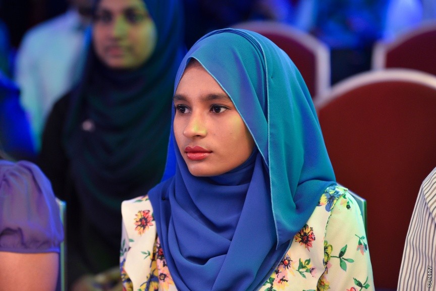 މުޅި ރާއްޖޭގެ ފެނާއި ނަރުދަމާގެ ގައުމީ ސިޔާސަތު ރަސްމީކޮށް އިފްތިތާހުކުރުން: ޗަންޕާ ސެންޓްރަލް ހޮޓަލްގައި މިއަދު ބޭއްވި ރަސްމިއްޔާތުގައި އެ ސިޔާސަތު އިފްތިތާހު ކޮށްދެއްވީ އެންވަޔަރަމަންޓް އެންޑް އެނާޖީ މިނިސްޓަރު ތާރިގް އިބްރާހީމް----ސަން ފޮޓޯ/ މުހައްްމަދު އަފްރާހް 
