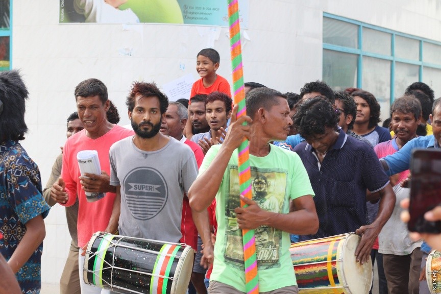 މި އަހަރުގެ އަޟްހާ އީދު ދުވަސް ފާހަގަކުރުމުގެ ގޮތުން ށ. ފުނަދޫގައި ކުރިއަށްގެންދިޔަ ކުޅިވަރުތަކުގެ ތެރެއިން---ސަން ފޮޓޯ/ އިހްތިޝާމް މުހައްމަދު